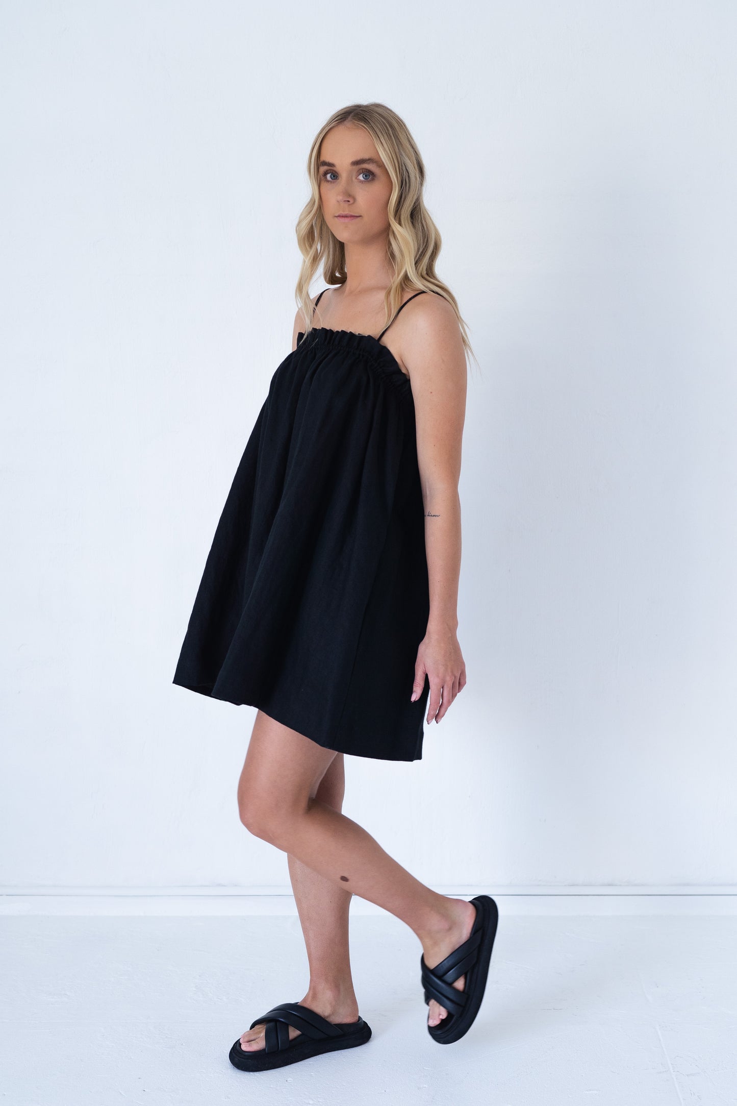 Alba Mini Dress | Black